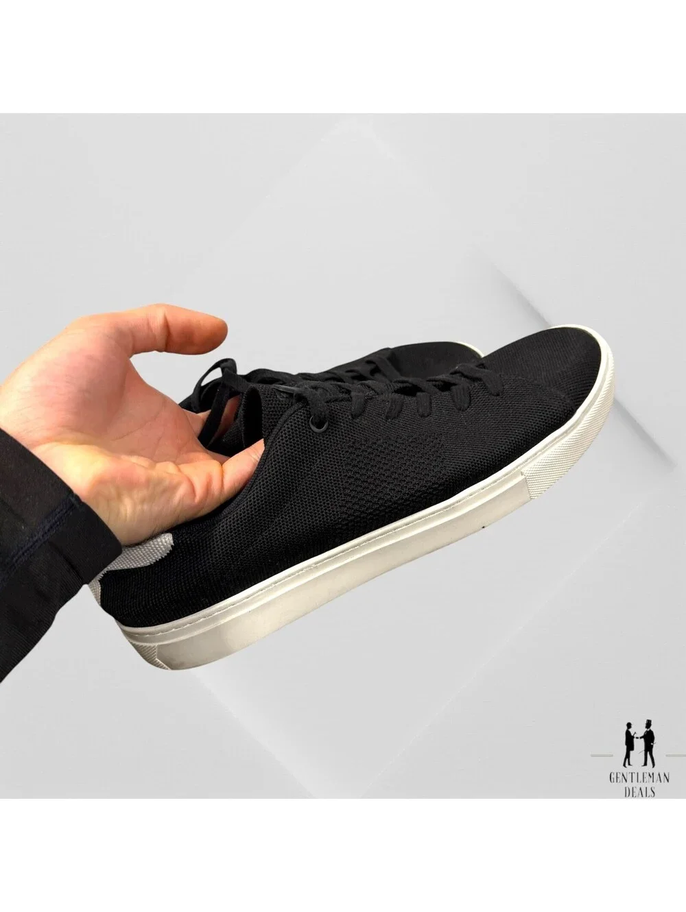 Greats Brooklyn Men’s Royale Knit Sneakers Shoes Black White Lace Up Low Top 12